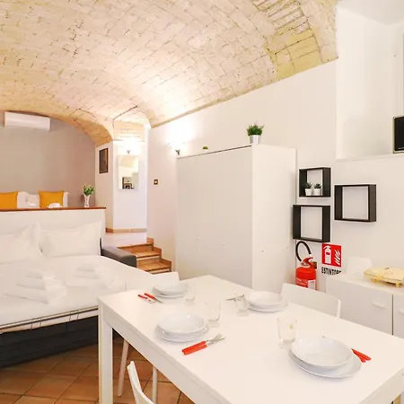 Authentic - Metro 7min, 5min To Center, Ac, Wi-fi Rome